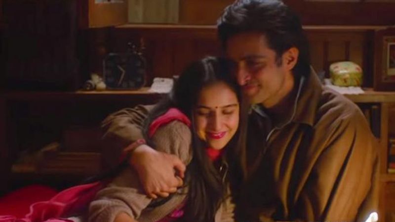 इस फिल्म के जरिए दिखाने की कोशिश की गई है कि हर युद्ध का सबसे बड़ा हथियार प्यार है।