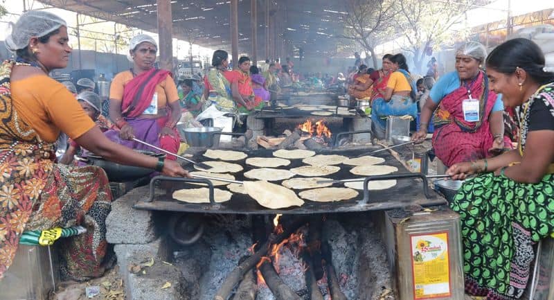 New Record in Cooking During Kannada Sahitya Sammelana in Kalaburagi