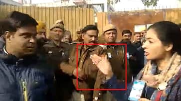 Delhi elections 2020: Watch Alka Lamba trying to slap an AAP worker