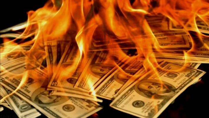 This person burns crores of rupees, will be surprised to know the reason MJA This person burns crores of rupees, will be surprised to know the reason MJA