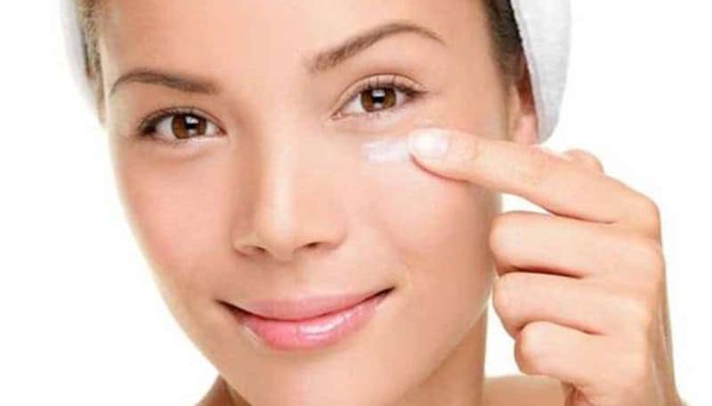 A chunk of our diet goes into nurturing the eyes so it's important to include those foods that may impact it positively. Fruits, especially, are a storehouse of nutrients and there are some fruits that contain more nutrients than others that are beneficial for eyes.