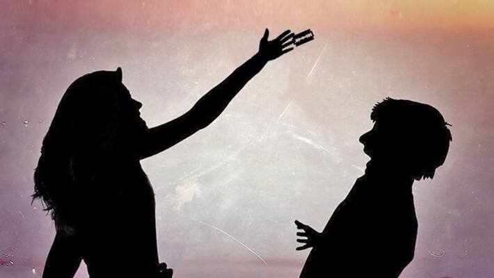 young man slashed the throat of a schoolgirl with a blade in erode young man slashed the throat of a schoolgirl with a blade in erode