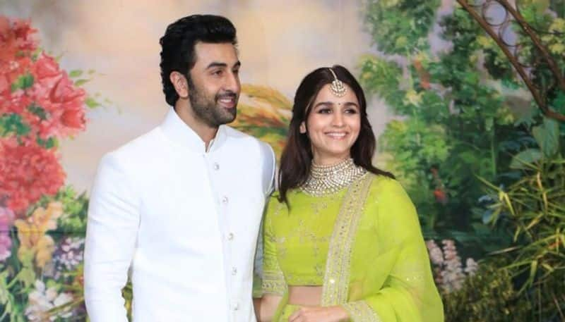 alia bhatt and ranbir kapoor wedding outfits