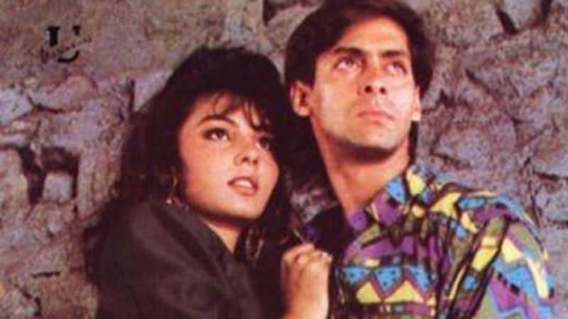 Salman Khan's ex Somy Ali: In an exclusive interview with a popular film magazine Stardust, Aishwariya had reported that Salman had helped his ex-girlfriend Somy Ali for her father's surgery/treatment and went to the USA without informing her. After this incident, Ash made up her mind to cut all ties with him but, Sallu managed to convince her.