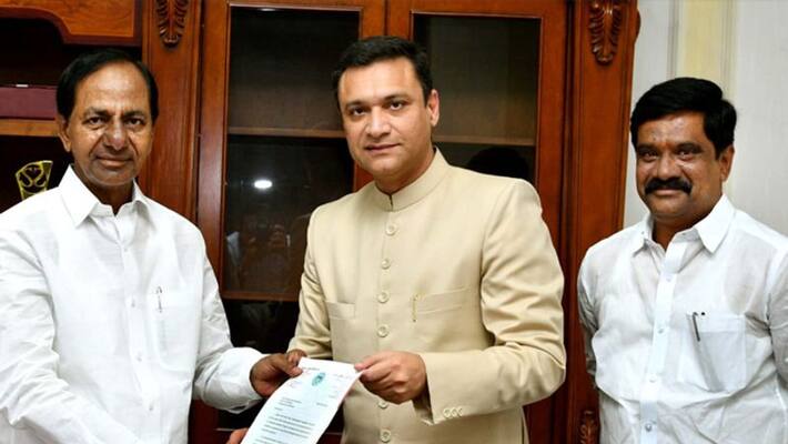 Mim mla akbaruddin owaisi meets cm kcr Mim mla akbaruddin owaisi meets cm kcr