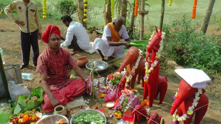 Locals arranges funeral for elephants in a village at West Midnapore Locals arranges funeral for elephants in a village at West Midnapore