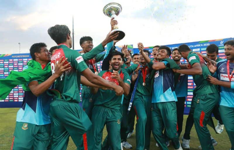 Mohammad Akbar Ali of Bangladesh pictured with the trophy during the ICC U19 Cricket World Cup Super League Final match between India and Bangladesh at JB Marks Oval on February 09, 2020 in Potchefstroom, South Africa. (Photo by Matthew Lewis-ICCICC via Getty Images)