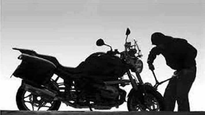 Bike theft in 30 seconds, whereabouts in 30 minutes, theft on demand, policeman shocked asa Bike theft in 30 seconds, whereabouts in 30 minutes, theft on demand, policeman shocked asa
