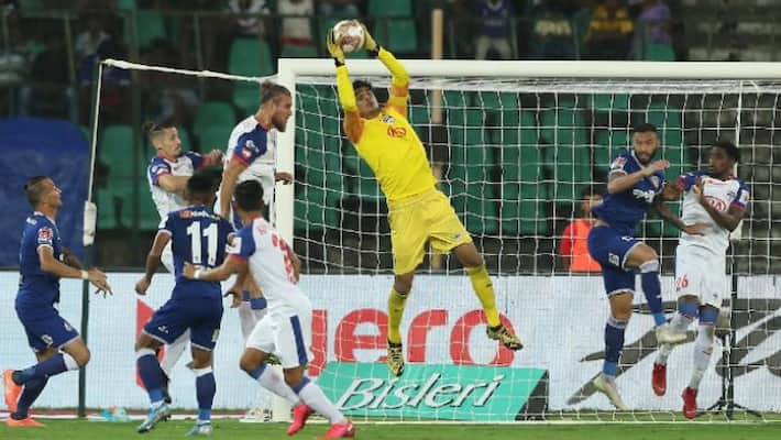 ISL: Bengaluru FC held goalless draw 10-man Chennaiyin ISL: Bengaluru FC held goalless draw 10-man Chennaiyin
