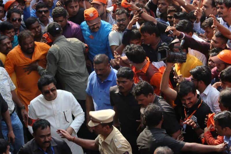 Maharashtra Navnirman Sena (MNS) party president Raj Thackeray attends a rally in support of the Citizen Amendment Act (CAA) in Mumbai, India on 09 February 2020. (Photo by Himanshu BhattNurPhoto via Getty Images)