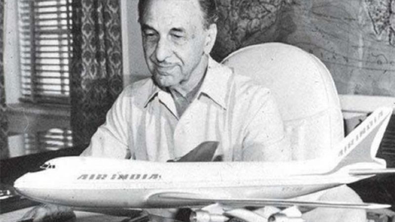 टाटा एयरलाइंस के लिए साल 1933 पहला व्यावसायिक वर्ष रहा। 'टाटा संस' की दो लाख की लागत से स्थापित कंपनी ने इसी वर्ष 155 पैसेंजरों और लगभग 11 टन डाक भी ढोई।