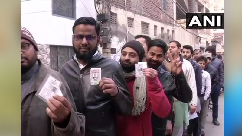 दिल्ली का ये चुनाव शाहीन बाग के लिए भी जाना जाएगा। विवादों में रहने के बावजूद इस इलाके से बंपर वोटिंग की गई।