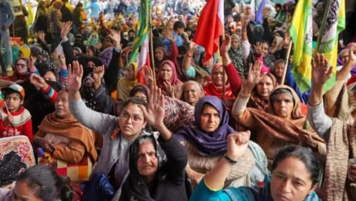 Supreme Court said Shaheen Bagh protesters cannot block roads kpm Supreme Court said Shaheen Bagh protesters cannot block roads kpm