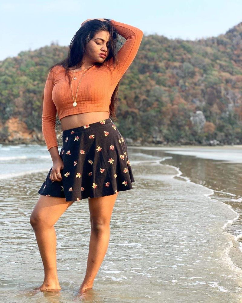 Shalu Shammu Offering to Desire