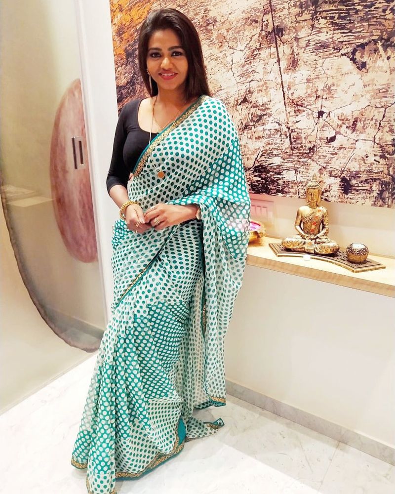 Shalu Shammu Offering to Desire