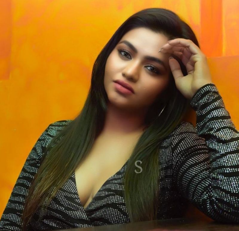 Shalu Shammu Offering to Desire