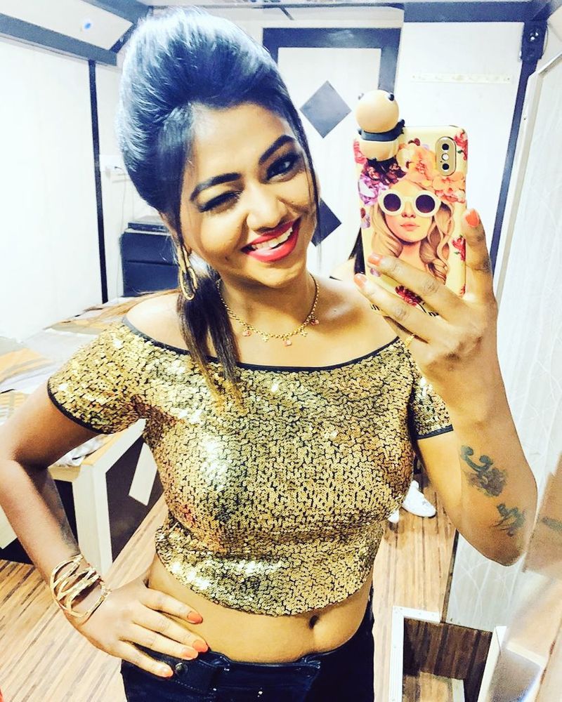 Shalu Shammu Offering to Desire
