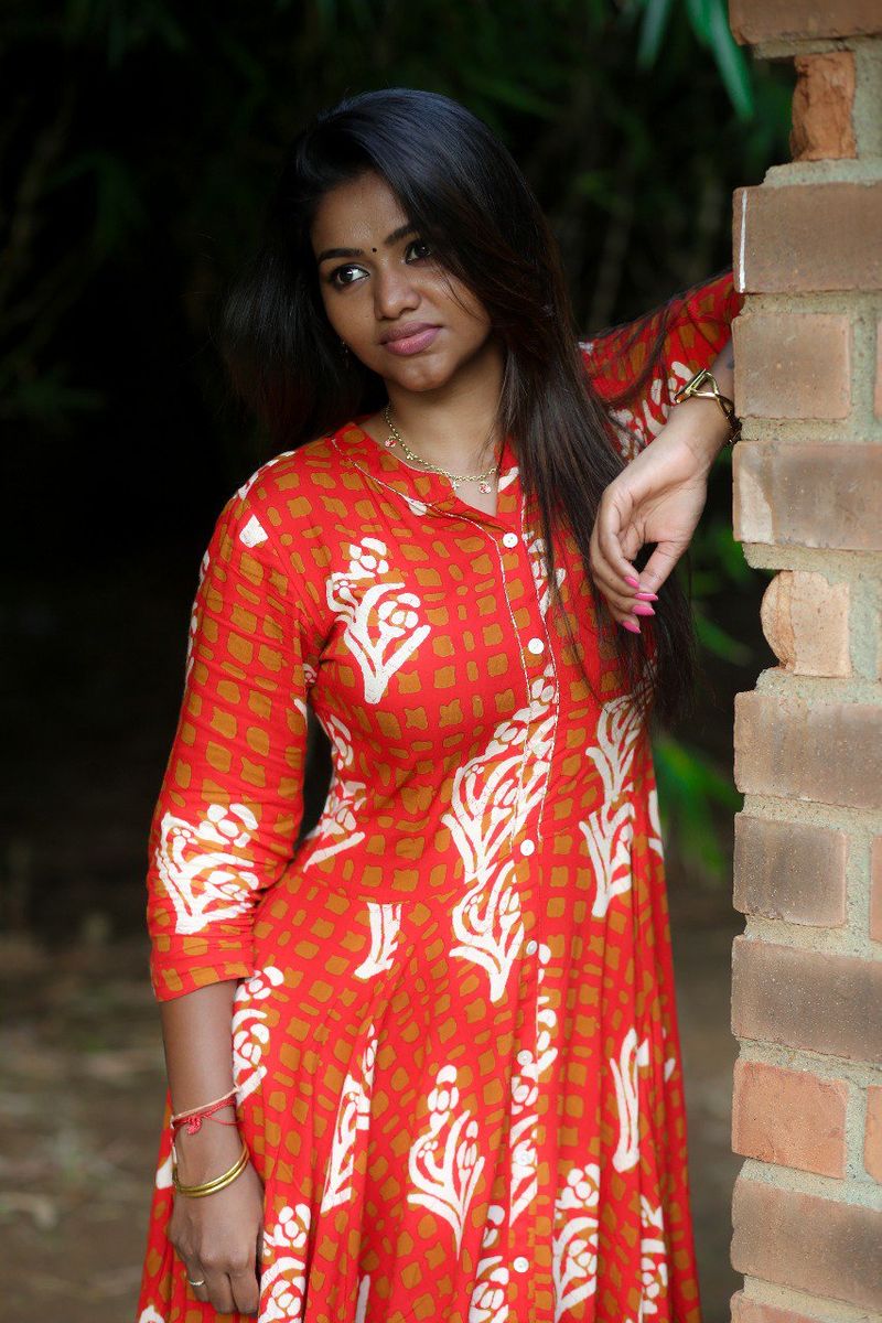 Shalu Shammu Offering to Desire