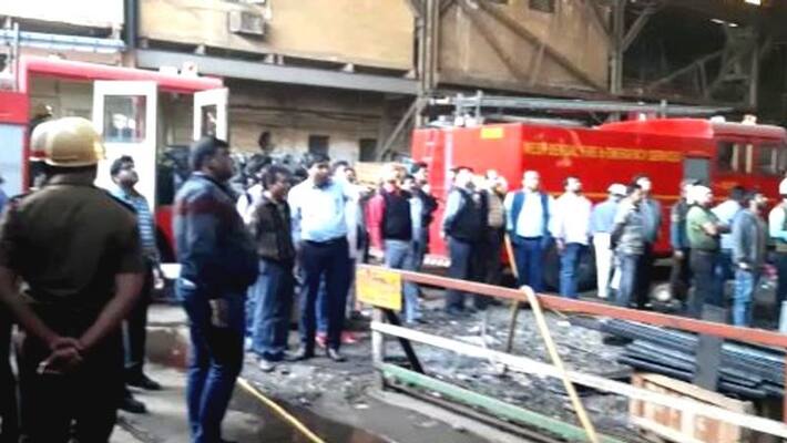 Massive fire in taratala rail wagon company Massive fire in taratala rail wagon company