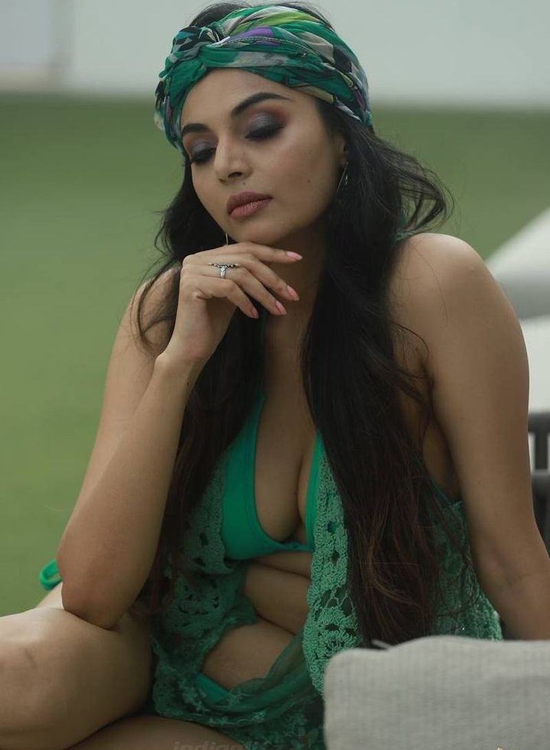 sanam