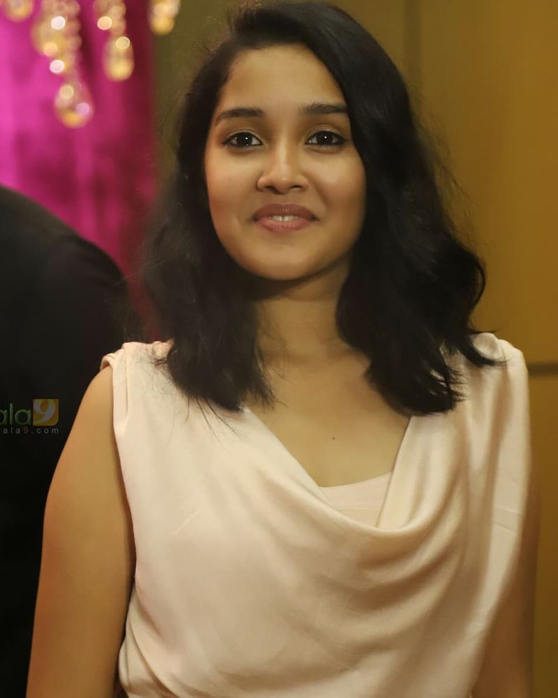 Anikha Surendran Latest Clicks Photo Gallery