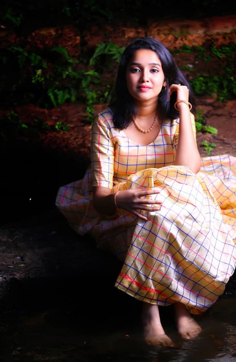 Anikha Surendran Latest Clicks Photo Gallery