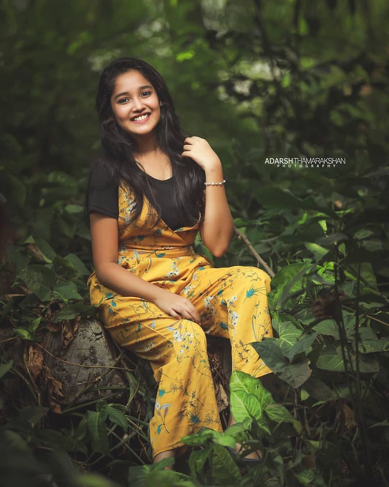 Anikha Surendran Latest Clicks Photo Gallery