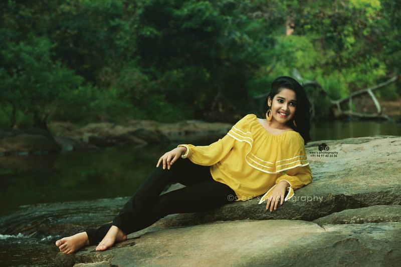 Anikha Surendran Latest Clicks Photo Gallery