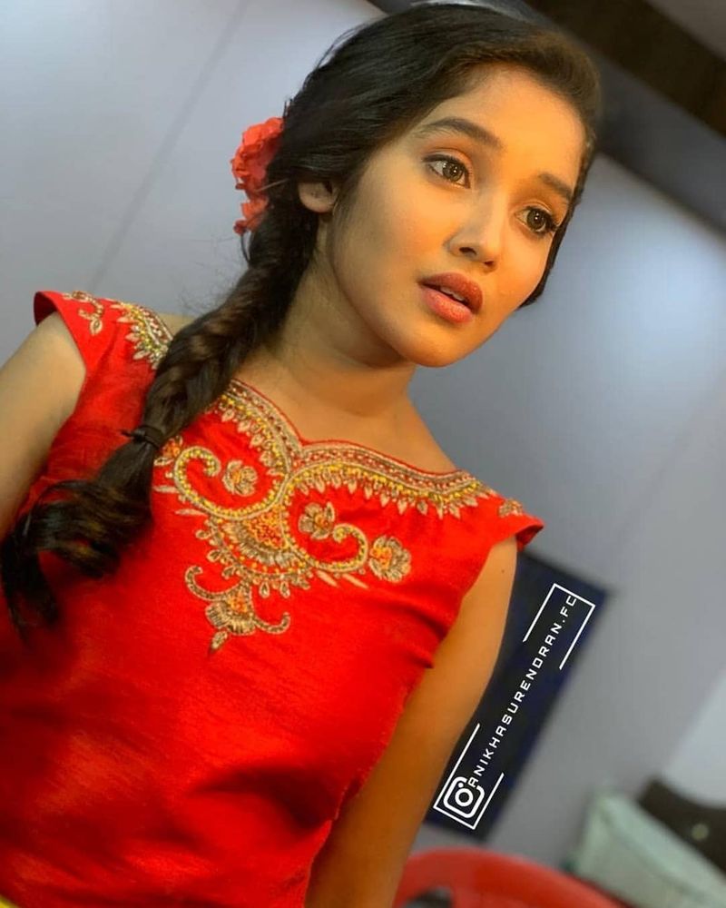 Anikha Surendran Latest Clicks Photo Gallery