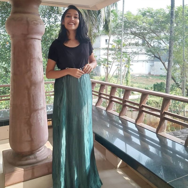 Anikha Surendran Latest Clicks Photo Gallery