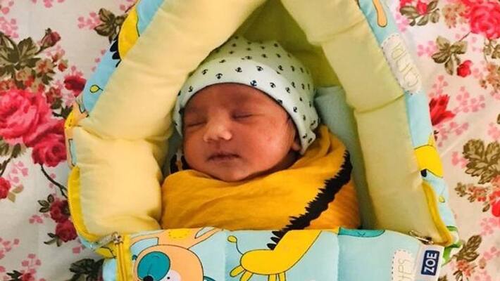 Delhi cm arvind kejriwal shares baby photo on twitter goes viral kph Delhi cm arvind kejriwal shares baby photo on twitter goes viral kph