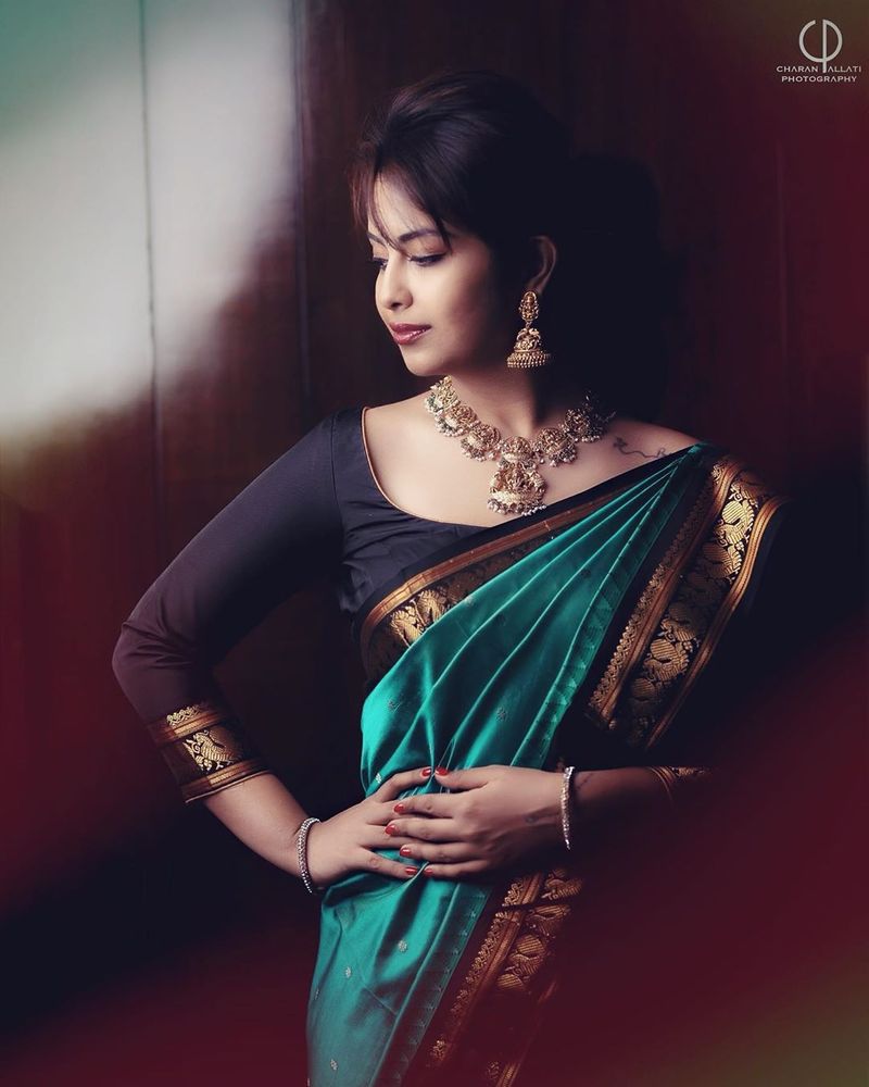 avika gor cute glamorous instagram photos