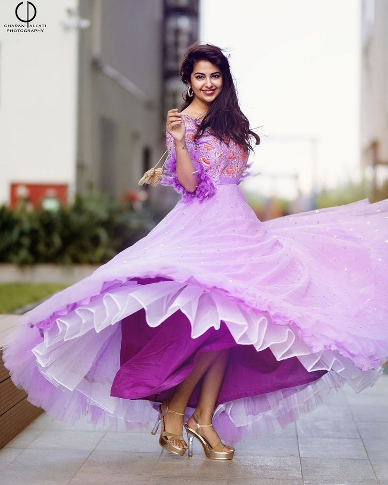 avika gor cute glamorous instagram photos