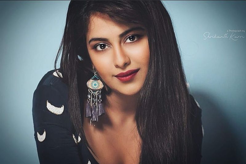 avika gor cute glamorous instagram photos