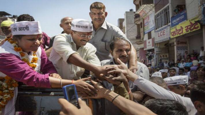 Aam aadmi leads more than 50 constituency in delhi Aam aadmi leads more than 50 constituency in delhi