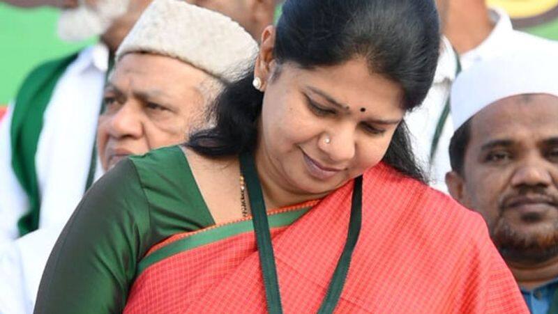 Stalion's fear on Kanimozhi: Invisible war in Dmk