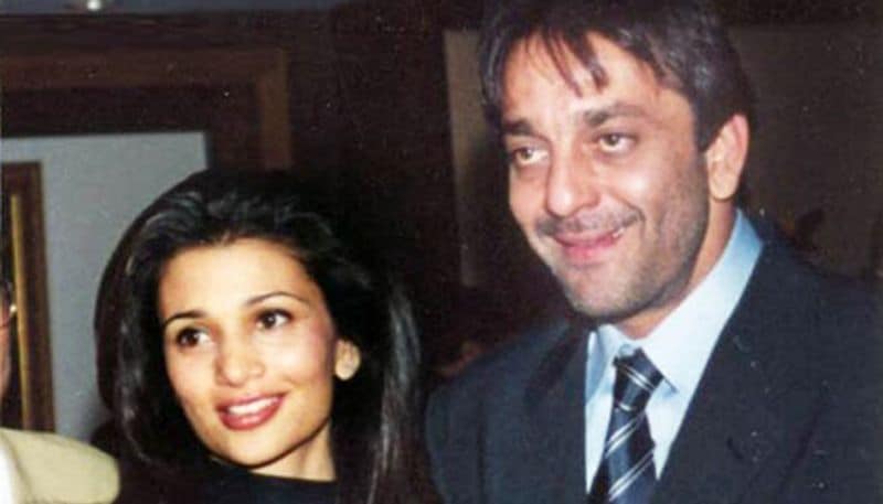 Sanjay Dutt and Rhea Pillai Actor Sanjay Dutt loved his second wife, Rhea Pillai, too much before she fell in love with tennis star Leander Paes. It is believed that there is no fault of Sanju Baba in this relationship, but poor Munna Bhai actor suffered the most. As for alimony, Sanjay Dutt gave her a sea-facing luxury apartment along with a costly car. He was even taking care of her bills for a long time.