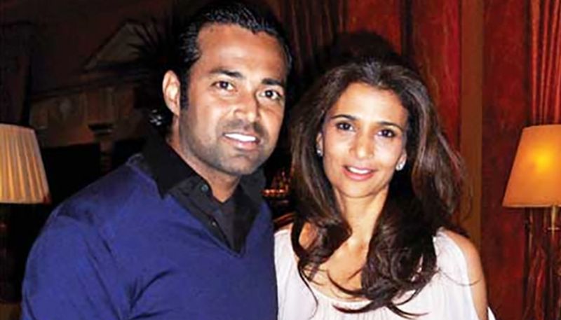 Leander Paes and Rhea Pillai The extremely-in-love couple also ended up in divorce. Yes, like Rhea's previous one, this was an ugly divorce where both of them went on-air to criticise each other. Also, from this divorce, Rhea demanded alimony of Rs 4 lakh, Rs 3 lakh for herself and Rs 90,000 for the expenditure of their daughter, who was attending the most expensive school in Mumbai.