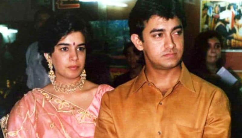Aamir Khan and Reena Dutta Bollywood perfectionist Aamir Khan and Reena Dutta married against the wishes of their parents. However, the couple started drifting apart over time. It is said that temperamental differences are the reason for the divorce, but it is believed that it was Aamir's shifting ways that led to the separation. The alimony was a large sum, but the real amount was never disclosed.