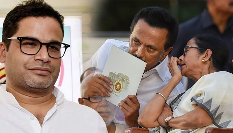 KCR may not lead Federal Front: It is of Prashant Kishor
