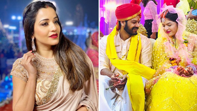 सोशल मीडिया पर शेयर की गई फोटोज में मोनालिसा का ट्रेडिशनल लुक देखने के लिए मिल रहा है। इस दौरान उन्होंने रेड लिपस्टिक, बड़ी ईयरिंग्स के साथ साड़ी कैरी की थी। वहीं, मोनालिसा शादी में मांग में सिंदूर भी फ्लॉन्ट करती दिखीं।
