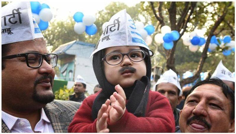This is the special invitee for Delhi Chief Minister's acceptance ceremony. Who is that child?