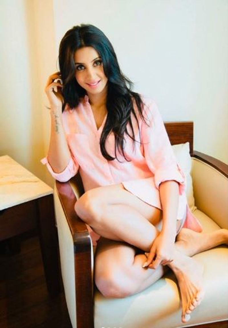 Actress Sanjjanaa