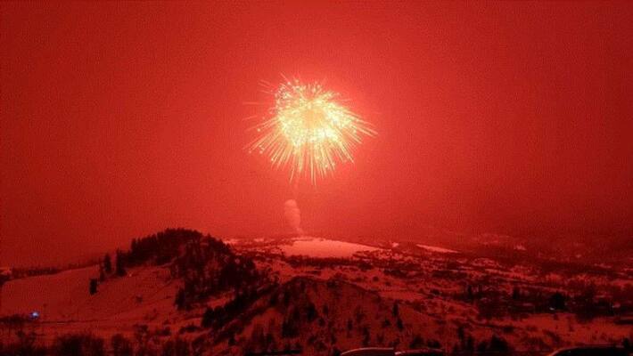 World largest firework weighing 1,270 kg explodes in US World largest firework weighing 1,270 kg explodes in US