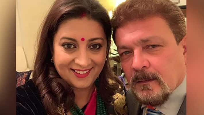 Union Minister Smriti Irani Cooks Egg Fried Rice For Husband Union Minister Smriti Irani Cooks Egg Fried Rice For Husband