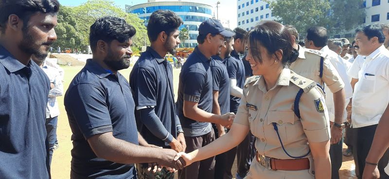 The event aimed to bridge the gap between the police and the youth