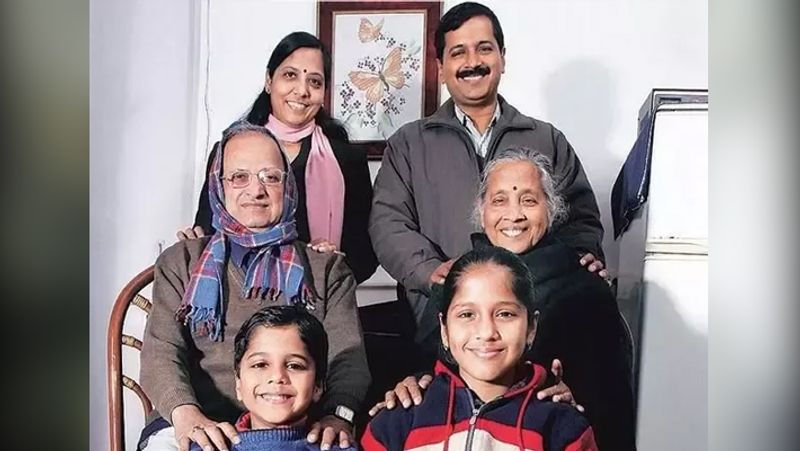 तस्वीरें गूगल से।