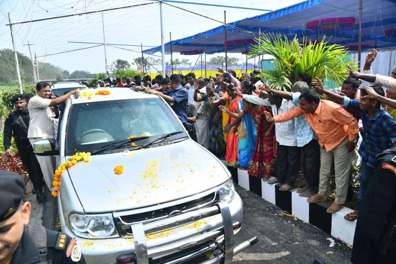 tdp chief chandrababu naidu attends aswaraopeta mla mecha nageswara rao son wedding