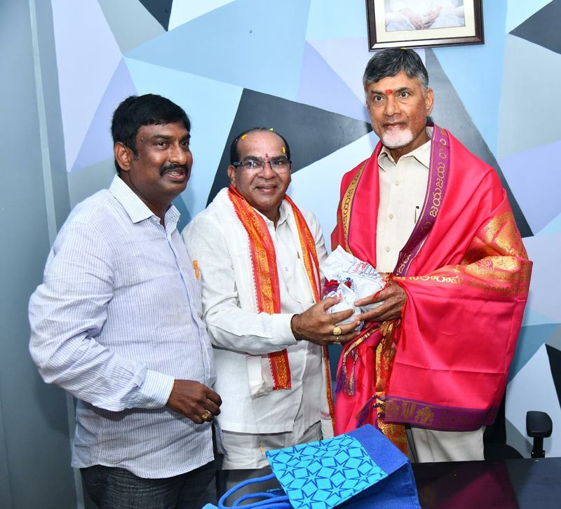 tdp chief chandrababu naidu attends aswaraopeta mla mecha nageswara rao son wedding