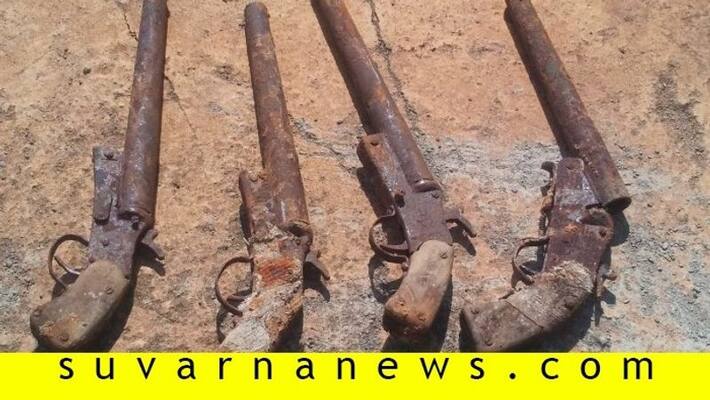 4 Country pistols found in belagavi 4 Country pistols found in belagavi